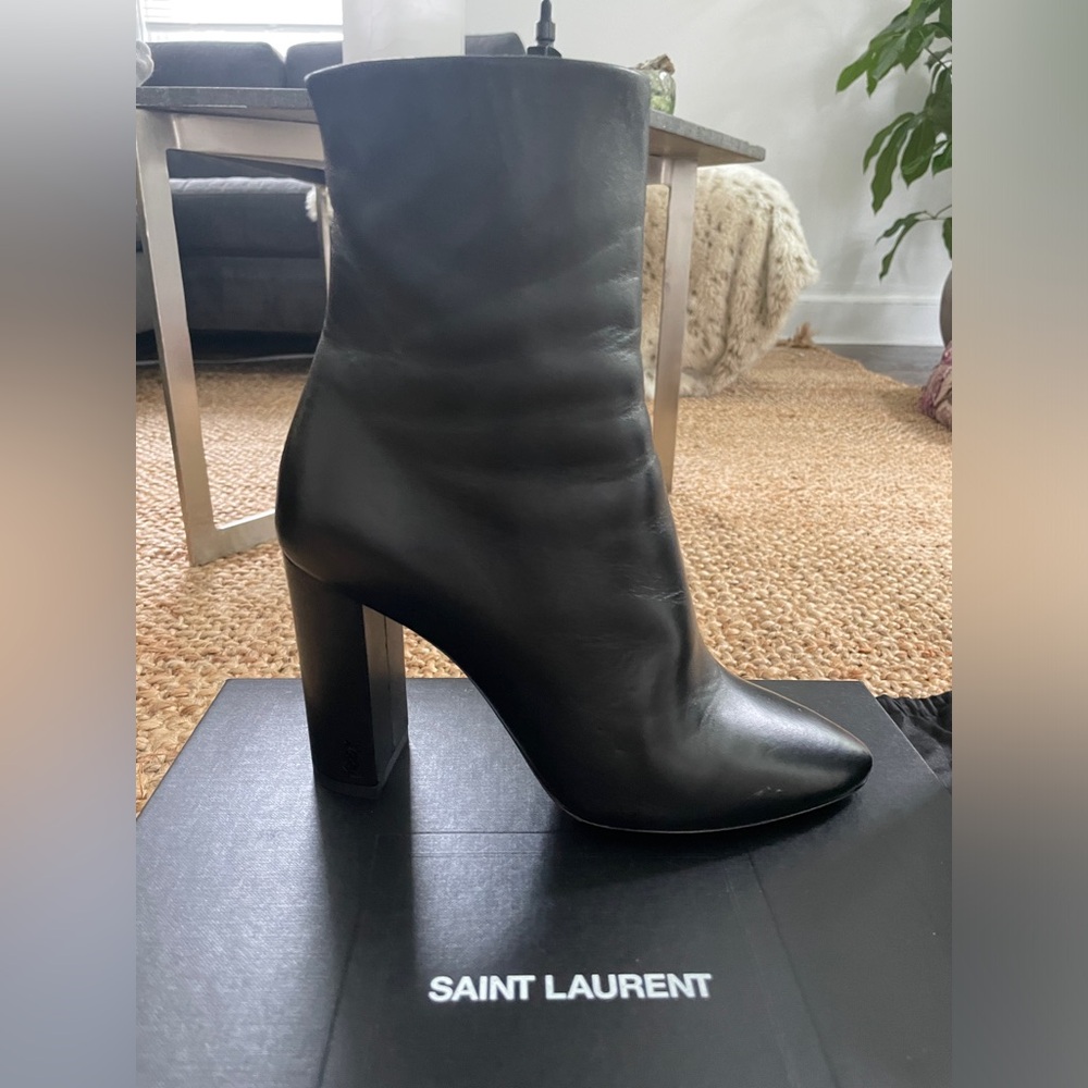 RARE YSL BLACK BOOTIES SIZE 38